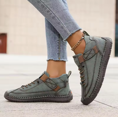 Mila - Comfortable and Orthopedic Sneakers